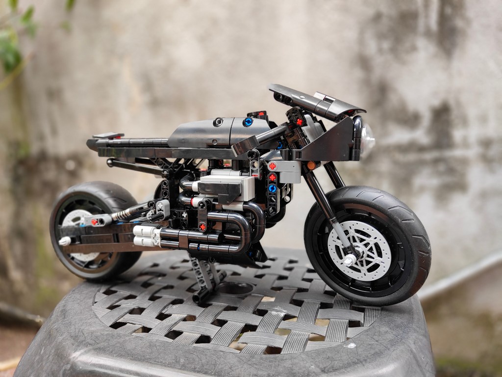 The Portrait Mode works on models too.