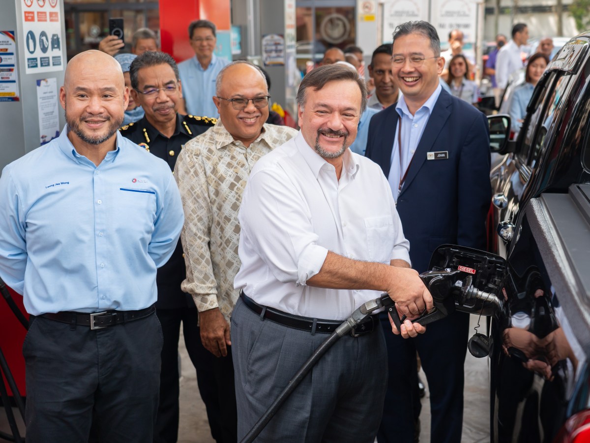 Caltex Backs Nationwide BUDI Diesel Rollout With Minister Visit